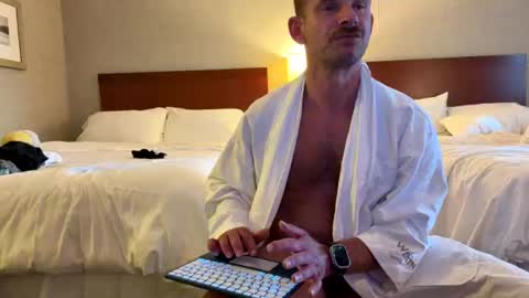 Sean online show from 06-19-26, 01:37