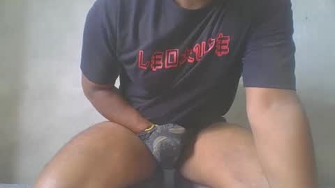 Snapshot of crazzy_booy chatting on 09-12-25, 04:23 crazzy_booy online show from 09-12-25, 04:23