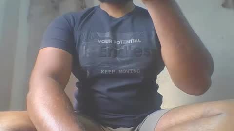 Snapshot of crazzy_booy chatting on 11-16-25, 04:07 crazzy_booy online show from 11-16-25, 04:07