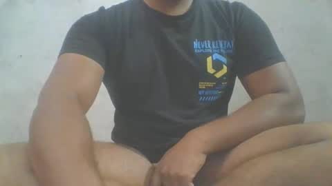 Snapshot of crazzy_booy chatting on 11-24-25, 03:39 crazzy_booy online show from 11-24-25, 03:39