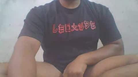 Snapshot of crazzy_booy chatting on 11-27-25, 04:58 crazzy_booy online show from 11-27-25, 04:58