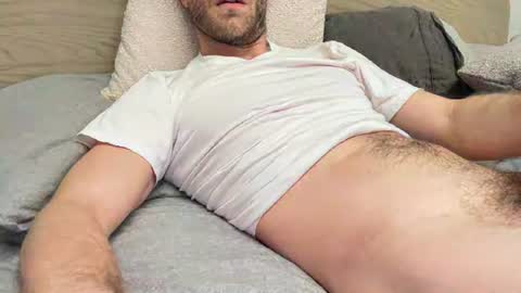 Snapshot of creamofwheattreat chatting on 12-17-25, 04:57 creamofwheattreat online show from 12-17-25, 04:57