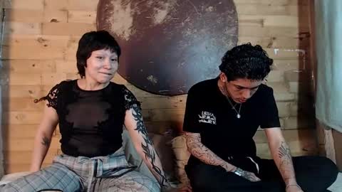  CAMILA Y SEBASTIAN online show from 01-18-25, 02:58