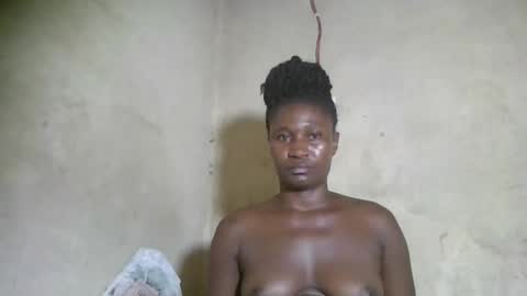 Snapshot of creampygal chatting on 02-22-25, 10:52 SUSAN online show from 02-22-25, 10:52