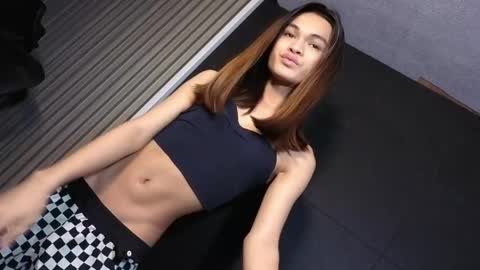 Snapshot of creamy_delilah chatting on 05-23-26, 08:46 Delilah online show from 05-23-26, 08:46