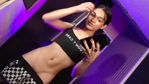 Delilah online show from 08-02-26, 11:30