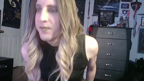 Sylvia online show from 02-26-25, 12:38