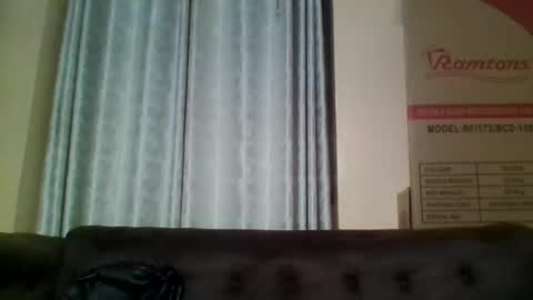 creamyhub online show from 03-07-25, 04:22