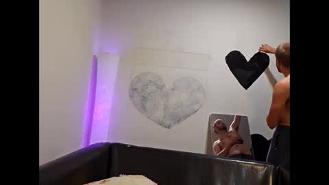 Snapshot of creamymilf11 chatting on 10-13-25, 03:28 creamymilf11 online show from 10-13-25, 03:28
