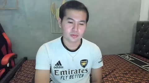 BareCreamyCum online show from 12-05-24, 12:44