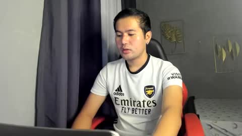 BareCreamyCum online show from 12-22-24, 04:17