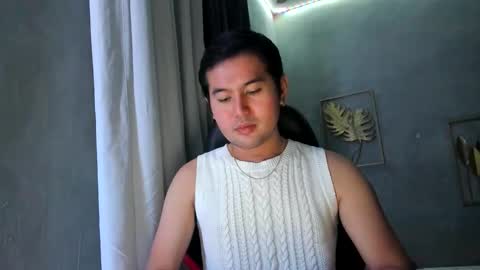 BareCreamyCum online show from 01-05-25, 12:21