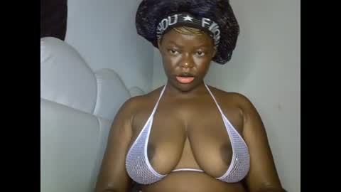 creamypussyxx online show from 06-10-26, 10:47