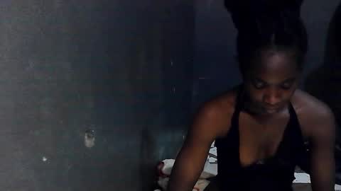 Snapshot of creamyxsugar chatting on 02-17-26, 10:49 creamyxsugar online show from 02-17-26, 10:49