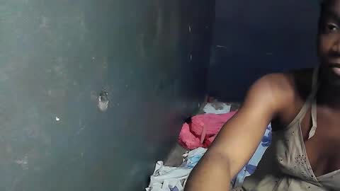 Snapshot of creamyxsugar chatting on 02-25-26, 03:05 creamyxsugar online show from 02-25-26, 03:05