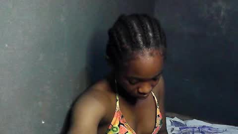 Snapshot of creamyxsugar chatting on 02-27-26, 05:40 creamyxsugar online show from 02-27-26, 05:40