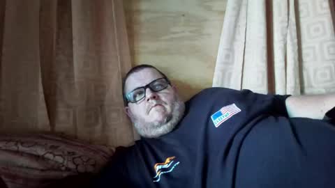 Snapshot of creeeping_death chatting on 05-17-26, 11:56 The hopeless romantic online show from 05-17-26, 11:56