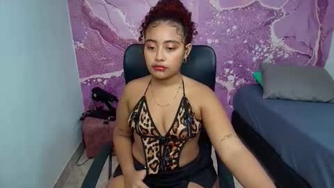 Snapshot of crespa_latin_ chatting on 11-24-25, 09:03 crespa_latin_ online show from 11-24-25, 09:03