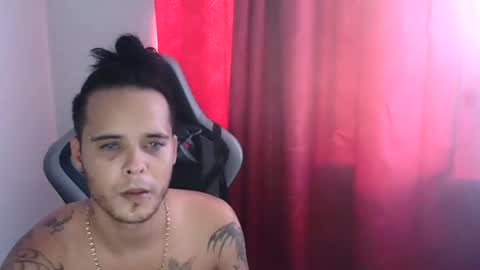 Snapshot of criatian_grey chatting on 07-29-26, 10:19 criatian_grey online show from 07-29-26, 10:19