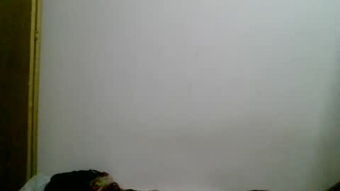 cris_master_ online show from 10-17-25, 06:54