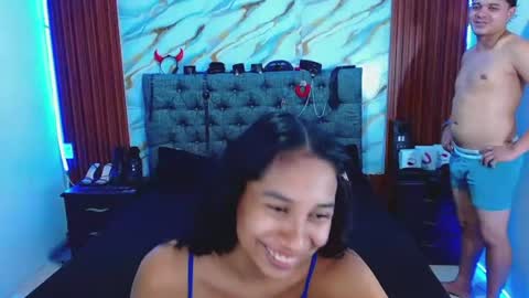 Snapshot of crisandmery chatting on 06-17-26, 03:09 CRISANDMERY online show from 06-17-26, 03:09