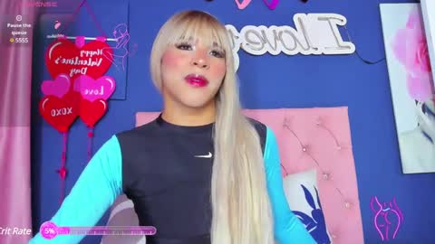 Snapshot of crisevanz18 chatting on 02-18-25, 04:37 Cris Evanz online show from 02-18-25, 04:37