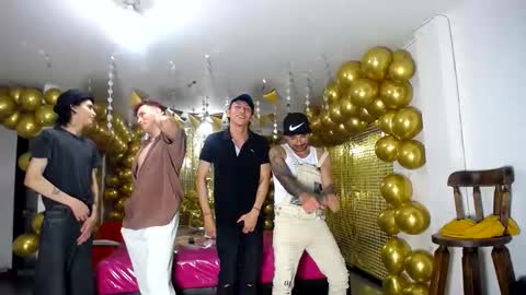 Snapshot of crismens chatting on 12-15-24, 03:13 crismens online show from 12-15-24, 03:13