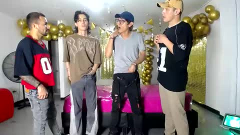 Snapshot of crismens chatting on 01-10-25, 02:14 crismens online show from 01-10-25, 02:14