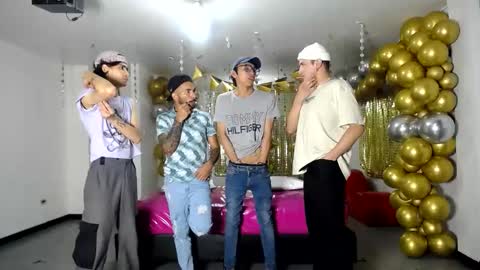 Snapshot of crismens chatting on 01-15-25, 03:11 crismens online show from 01-15-25, 03:11