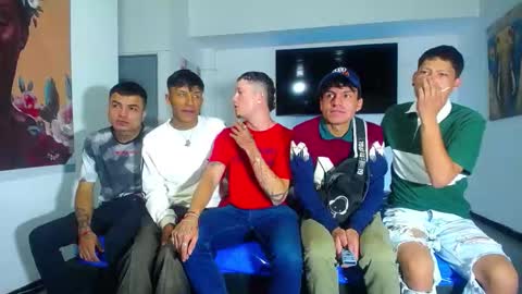 Snapshot of crismens chatting on 09-10-25, 05:57 crismens online show from 09-10-25, 05:57