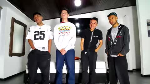 Snapshot of crismens chatting on 10-04-25, 11:41 crismens online show from 10-04-25, 11:41