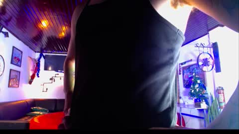 Snapshot of crismens chatting on 12-16-25, 08:25 crismens online show from 12-16-25, 08:25