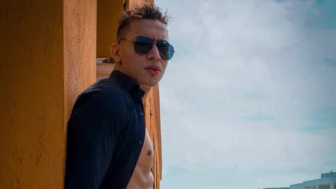 Cristopher online show from 03-31-26, 01:40