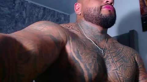 criss_zanders202 online show from 05-28-26, 10:40