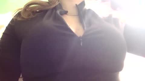 crisshantall online show from 08-01-26, 08:41
