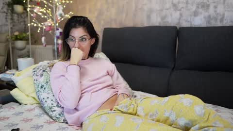 crissy_love online show from 01-20-25, 07:35