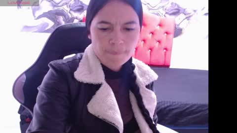 cristal541658 online show from 07-30-26, 07:35