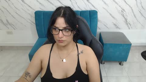 Cristal online show from 12-23-24, 08:11