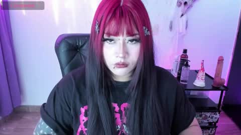 Cris online show from 01-16-25, 01:04