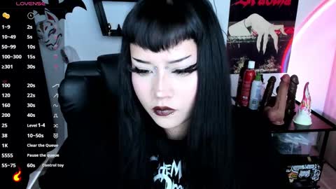 Cris online show from 09-12-25, 02:39