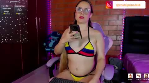 Cristal online show from 06-18-26, 03:07