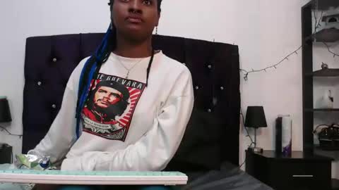 Snapshot of cristal_smith06 chatting on 01-04-25, 01:52 Hanna  online show from 01-04-25, 01:52