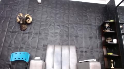 Snapshot of cristal_smith06 chatting on 10-12-25, 01:10 Hanna  online show from 10-12-25, 01:10