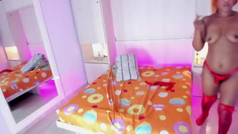 cristalbennet online show from 05-20-26, 08:15