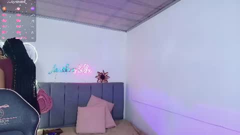 Crystalbroke  online show from 07-02-26, 06:25