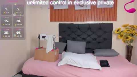 cristale69 online show from 03-26-26, 07:08