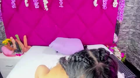 Cristal online show from 10-31-25, 03:07