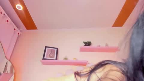 Cristal online show from 11-23-25, 03:39