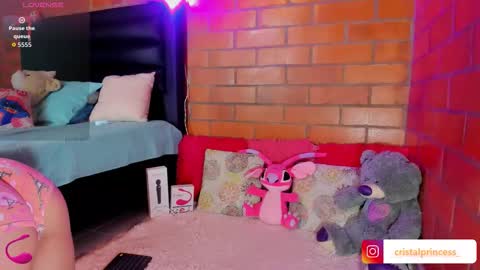 Cristal  online show from 10-28-25, 11:07