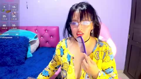 Natis online show from 02-13-25, 01:40